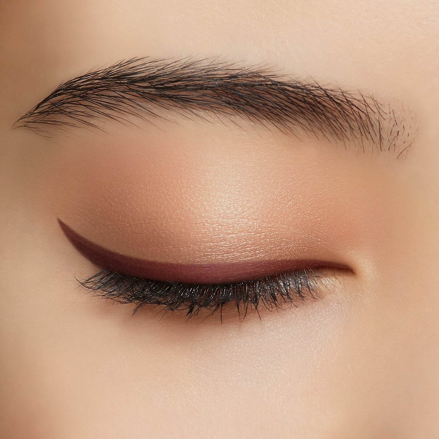 Velvet Liner 04